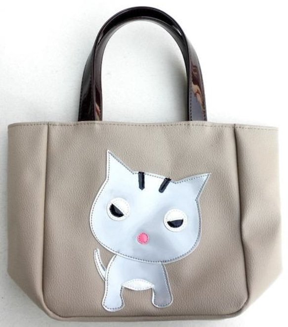 送料無料】猫柄 トートバッグ 小さめ 合皮 トラ猫 猫グッズ 雑貨