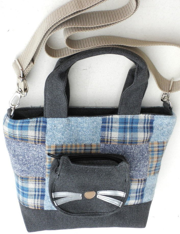 【送料無料】ショルダーバッグ ミニ ２way  布 猫柄 ブルー トートバッグ 猫 グッズ 雑貨 かわいい 1枚目の画像