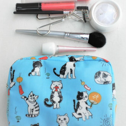 猫柄のポーチ ブルー 猫 雑貨 グッズ 柄 モチーフ プレゼント 小物 コスメ 化粧 おもしろ かわいい 4枚目の画像
