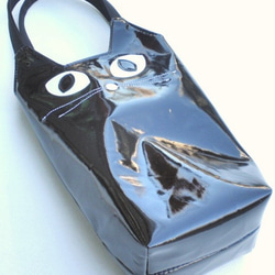 猫 バッグ レディース ペットボトル 水筒 カバー ケース 500m 猫グッズ 雑貨 プレゼント かわいい猫型 ブラック 3枚目の画像