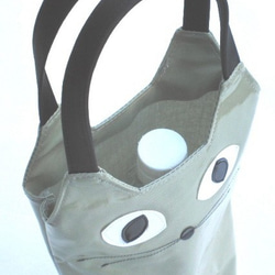 猫 バッグ レディース ペットボトル 水筒 カバー ケース 500m 猫グッズ 雑貨 プレゼント かわいい 人気  安い 1枚目の画像