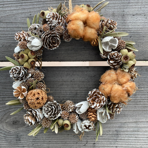 森の贈り物］木の実とコットンボールのリース ドライフラワー tamyuu