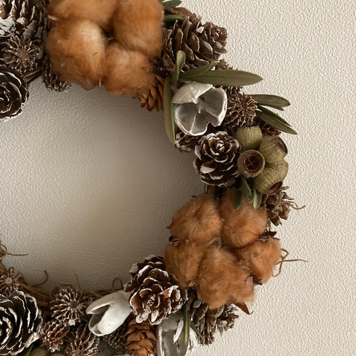 森の贈り物］木の実とコットンボールのリース ドライフラワー tamyuu