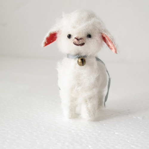 オーダー商品　子ヤギちゃん　白い犬ちゃん　ぬいぐるみ　高さ約10cm オーダー商品 子ヤギちゃん 白い犬ちゃん ぬいぐるみ 高さ約10cm