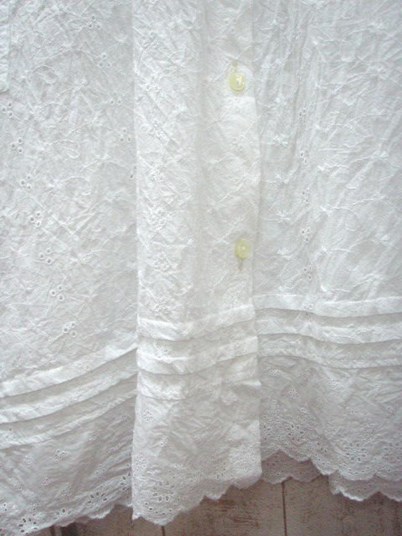 白花柄コットンレース・スカラップ・パーカーワンピース　　M～２L,３L～５Lサイズ 5枚目の画像