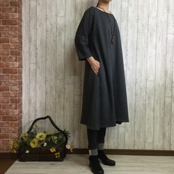 [M-2L] [3L-5L] 2 sizes Stripe [Wool stretch] Flare dress 炭灰色 Pet 第6張的照片