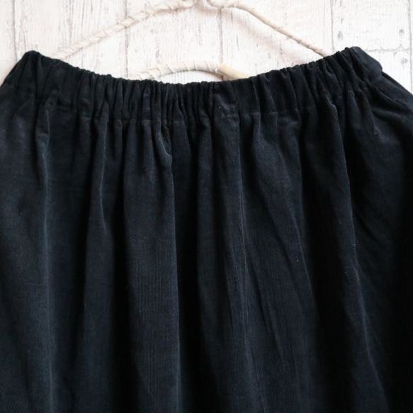 簡約黑色燈芯絨長裙【M-2L、3L-5L】也接受小額訂單☆ 第7張的照片