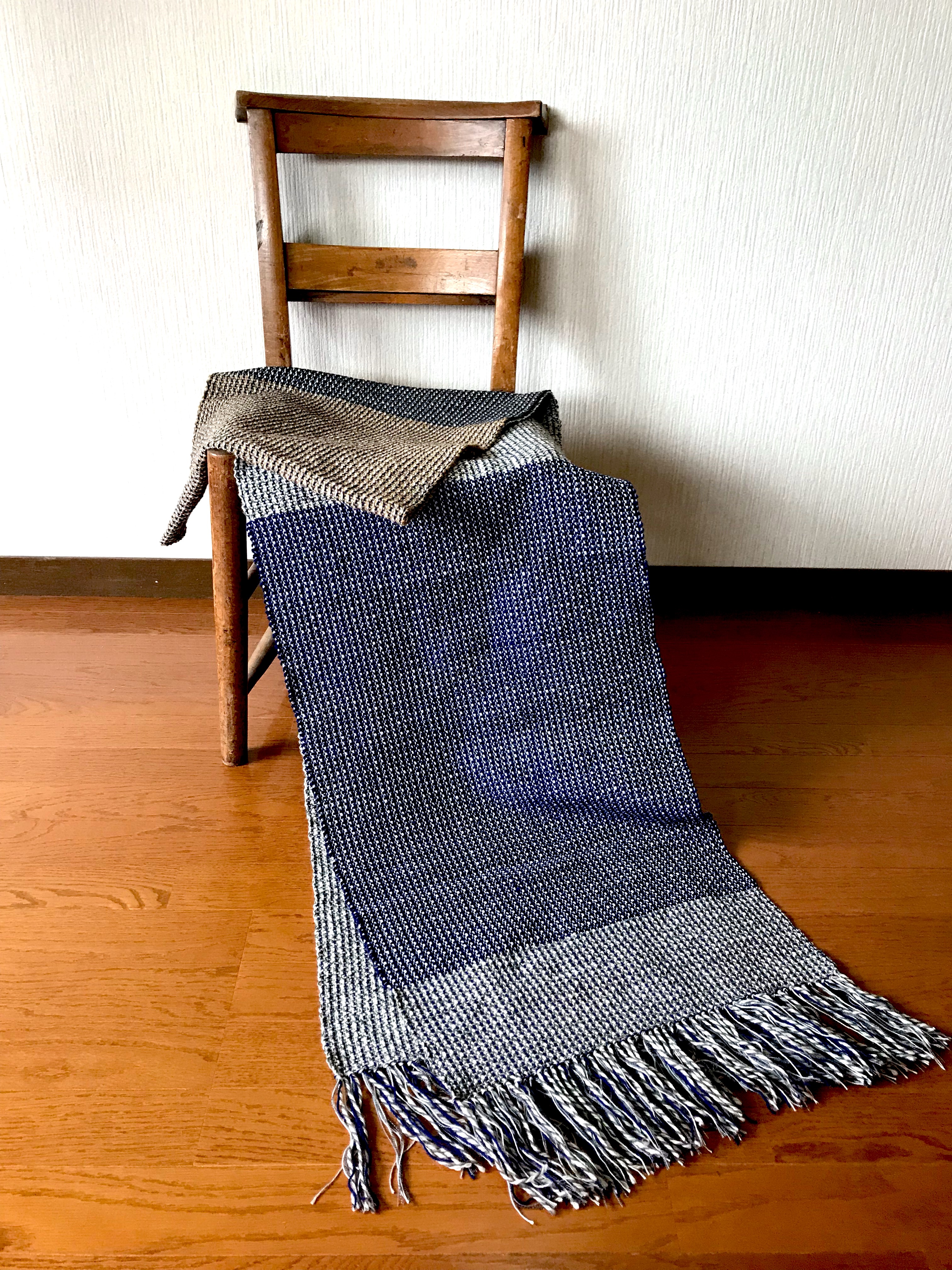 深群青と雪の暖かショール⑤