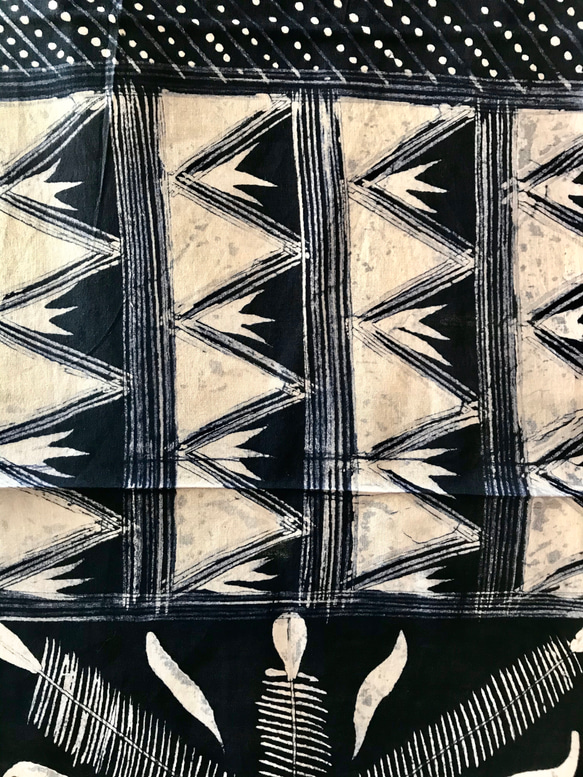 ヨルバ族がデザインした、ろうけつ染め手拭い⑦ 2枚目の画像