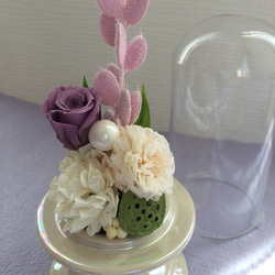 ホワイトパンプキンのプリザーブドフラワーアレンジ ウィンター デスク