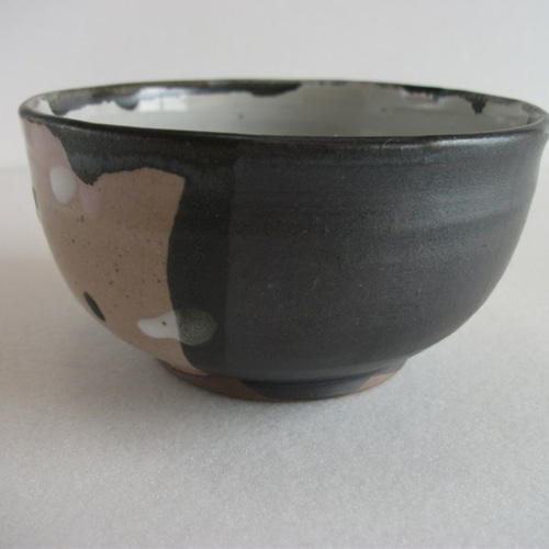 黒色陶器 茶碗 陶芸　芸術　新品　茶碗　美術　食器　キッチン　ご飯 ご飯茶碗 色釉黒型入茶碗 おしゃれ 飯碗 業務用 和食器 美濃焼
