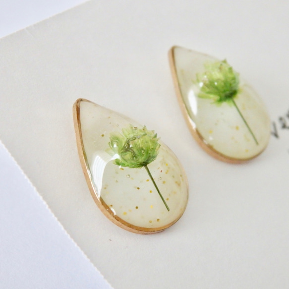 *･◎春限定◎ 黄緑のかすみ草のしずくピアス 3枚目の画像