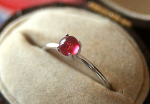 ルビー*4mm大粒宝石質 天然石 シルバーリング 誕生日 クリスマス