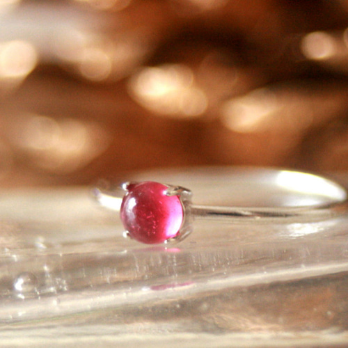ルビー*4mm大粒宝石質 天然石 シルバーリング 誕生日 クリスマス