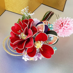 Furisode頭飾和服成年禮畢業典禮日本紅色Furisode天鵝絨花大手ri水木 第6張的照片