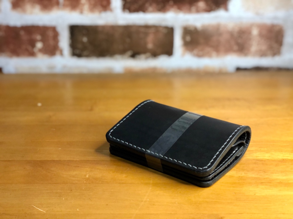 【現品限り】ヌメ革 セミショートウォレット ブラック【社畜専用モデル】長財布　革財布