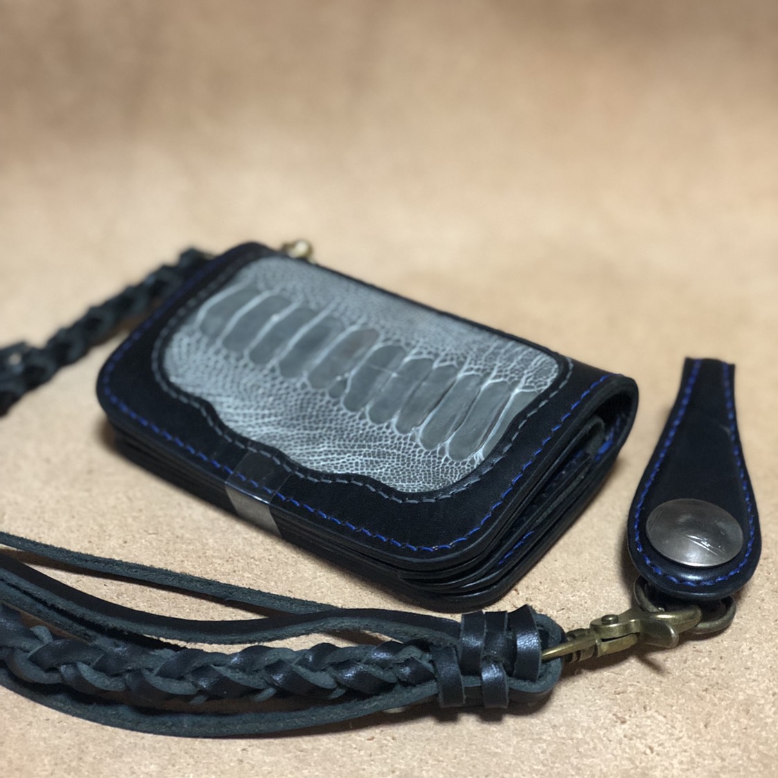 【受注製作】ヌメ革製 オーストレッグインレイ ミドルウォレット