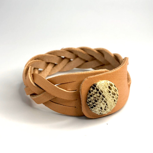 マジック編み】レザーブレスレット【ヌメ革】ミステリーブレーディング