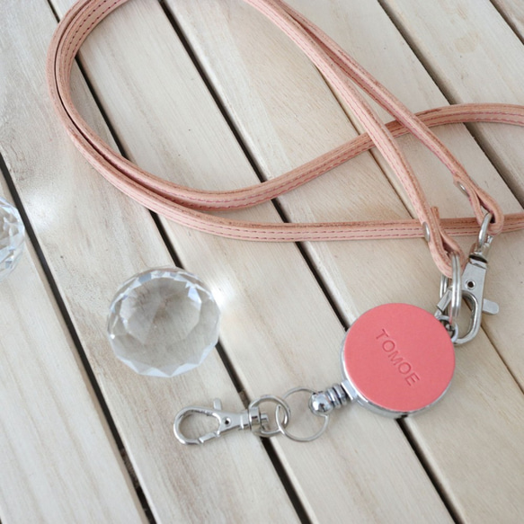 伸びるリール付き本革ネックストラップ【名入れ刻印無料】落下防止♪ 4枚目の画像