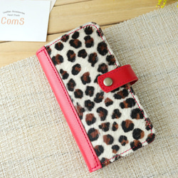 毛付き革ハラコ 手帳型スマホケース（ダルメシアン/レオパード）【レッド】iPhone,Xperia 3枚目の画像