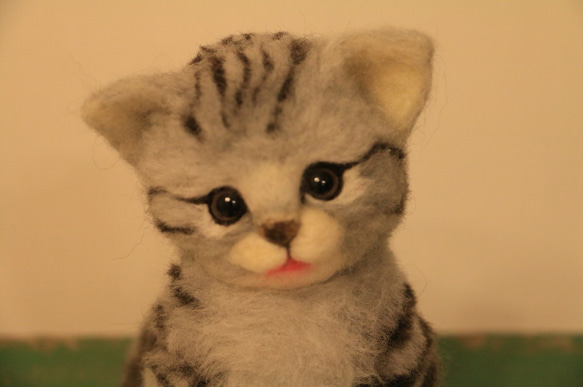 羊毛フェルト 猫 サバトラ 子猫ちゃん 2枚目の画像