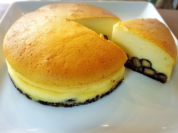 丹波篠山ひなたファーム×菓茶みきや  丹波黒豆のチーズケーキ お祝いにも！ 2枚目の画像