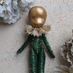 クリスマスの妖精『ユールの子』～手のひらサイズのお人形 ～ 創作人形 7枚目の画像