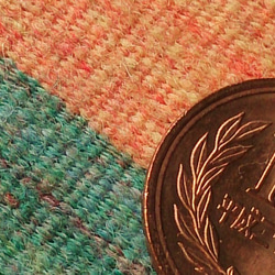ミニチュア・手紡ぎ糸の手織りマット 5枚目の画像