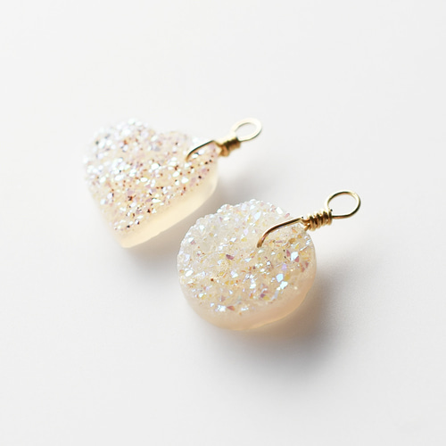天然石ピアス／ドルジーカルセドニー ピアス（フープ） nayobica