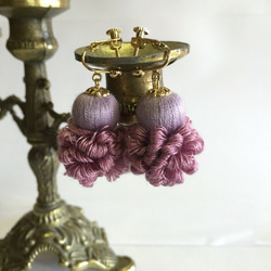 fluffy earrings (purple) 3枚目の画像