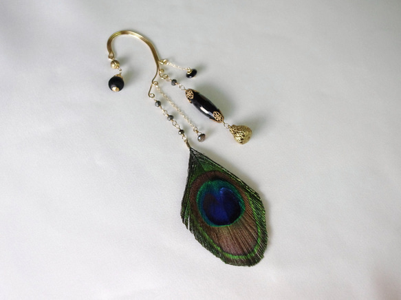 peacock feather ethnic ear hook 1枚目の画像