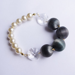 glossy bracelet  (gray) 1枚目の画像