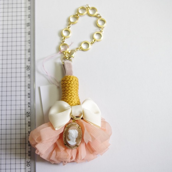 Bag charm tassel (cameo) 4枚目の画像