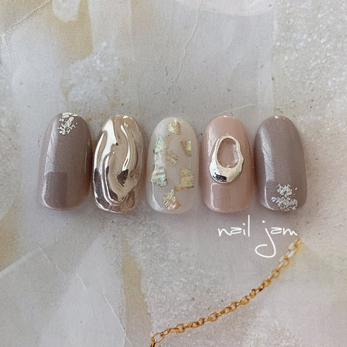 うねうねシルバーのニュアンスネイル ネイルチップ（つけ爪） nail jam