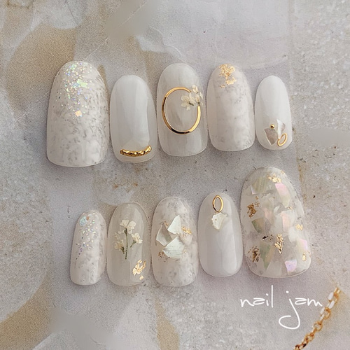 名入れ♡天然シェル✨キラキラ ハートドロップチャーム ホワイト♡iPhone 白 キラキラハートチャーム[tiny tiny(ティニーティニー