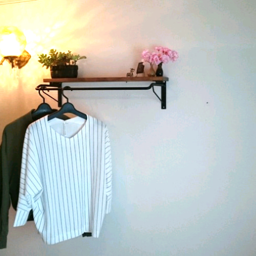 送料無料】アイアン壁掛けハンガーラック 天板70㎝ ハンガーラック