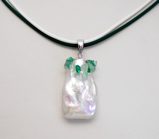 Laurel（ローレル）