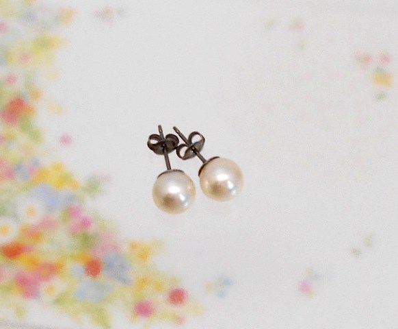 あこやシンプルピアス
