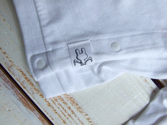 ベビー　ロンパース　K2オリジナル 『ふくウサギ』手描き兎 (白)70cm 3枚目の画像