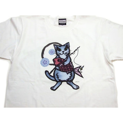 和柄 猫 tシャツ めで鯛半袖Tシャツ 男女兼用 半t 猫柄　釣り アート作家コラボ　白L 3枚目の画像