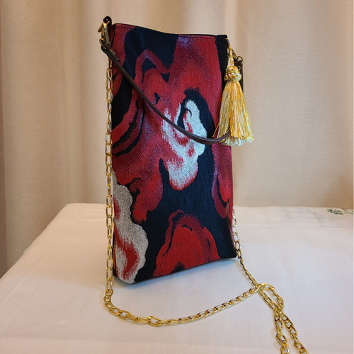 波柄、和風柄シルク着物帯をリメイクしたリバーシブルポシェット