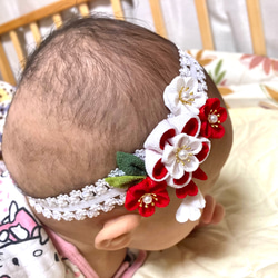 つまみ細工　髪飾り　ベビーヘアバンド  紅白　お宮参り　お食い初め　初節句 4枚目の画像