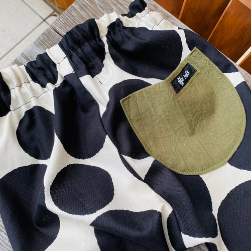 80cm&90cm】サルエルパンツ 白×黒 ドット柄 後ろ姿が可愛いお尻  