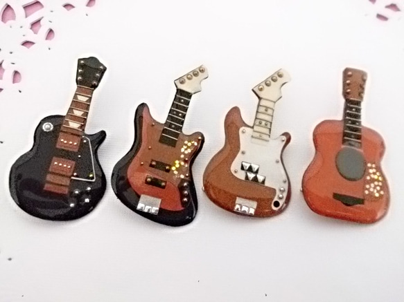 アコースティックギター★マーティンのブローチ 4枚目の画像