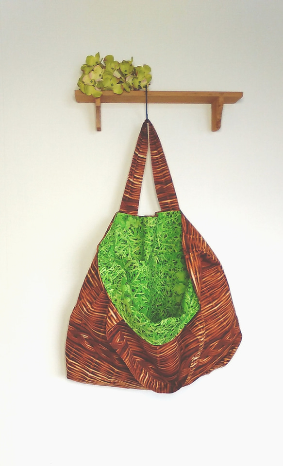 まるでかごバッグ 開けたら芝生！？ トートバッグ トートバッグ  