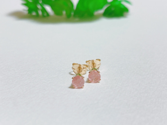 14kgf☆プチjewelピアス・アフリカンストロベリークォーツ ピアス
