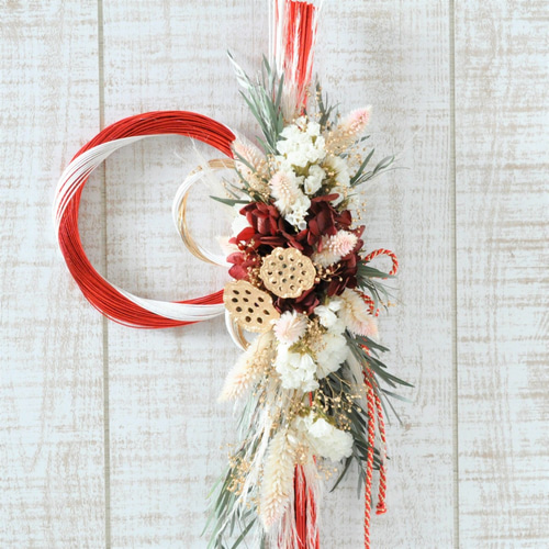 艷やかな赤で新年を迎える✽紅白のお正月飾り〜glossy red〜 しめ縄