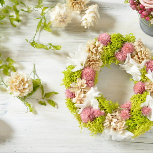 ふんわり優しいカラーのリース リース 一枚の葉 通販｜Creema(クリーマ  