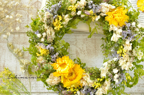 ✽母の日におすすめ✽✽自然を感じる✽ボタニカルリース✽【botanical wreath Msize ～yellow～】 5枚目の画像