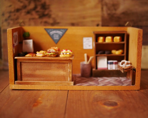 ミニチュア家具　ミニチュアパン屋さんAセット Amazon | Rolife ミニチュアドールハウス クマのパン屋 初心者